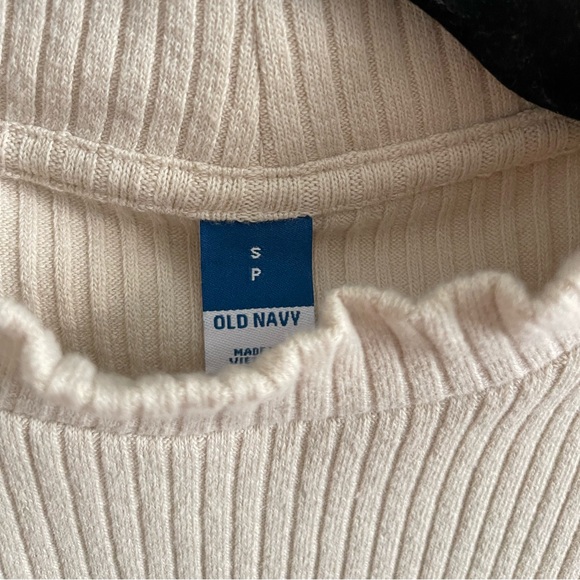 Mock-Neck Rib-Knit Top - Picture 3 of 8